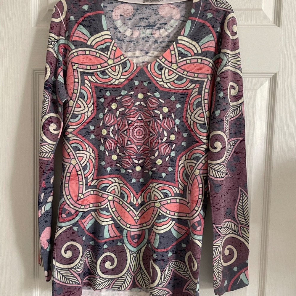 Multi colored long sleeved Top